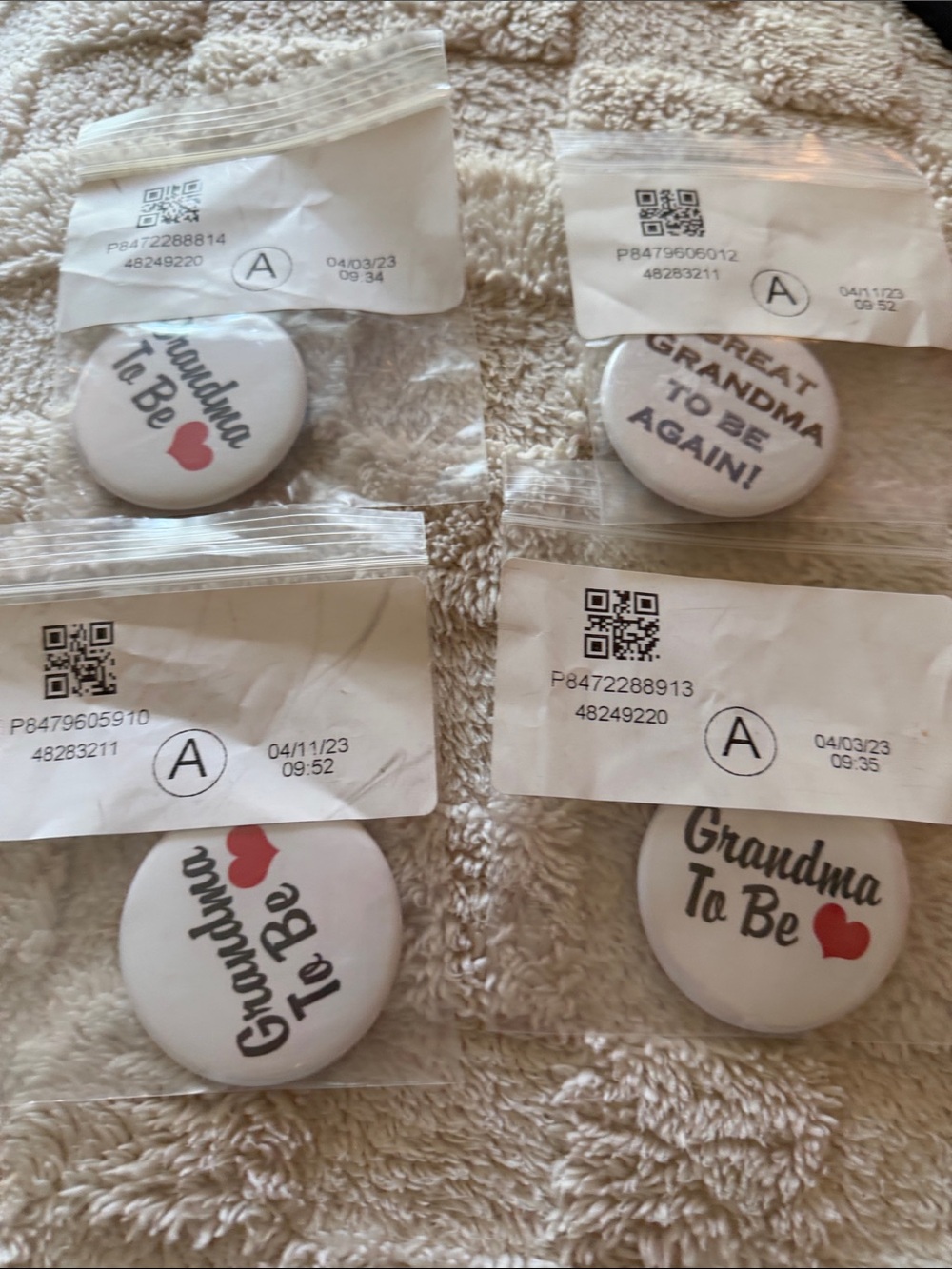 Baby shower buttons. For Grandmas.